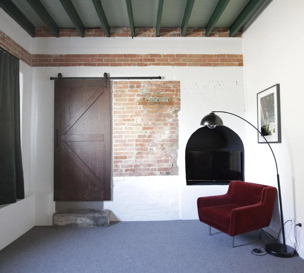 New York Style Loft Apartment Townsville Australia
